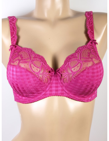 Soutien-gorge emboitant à armatures