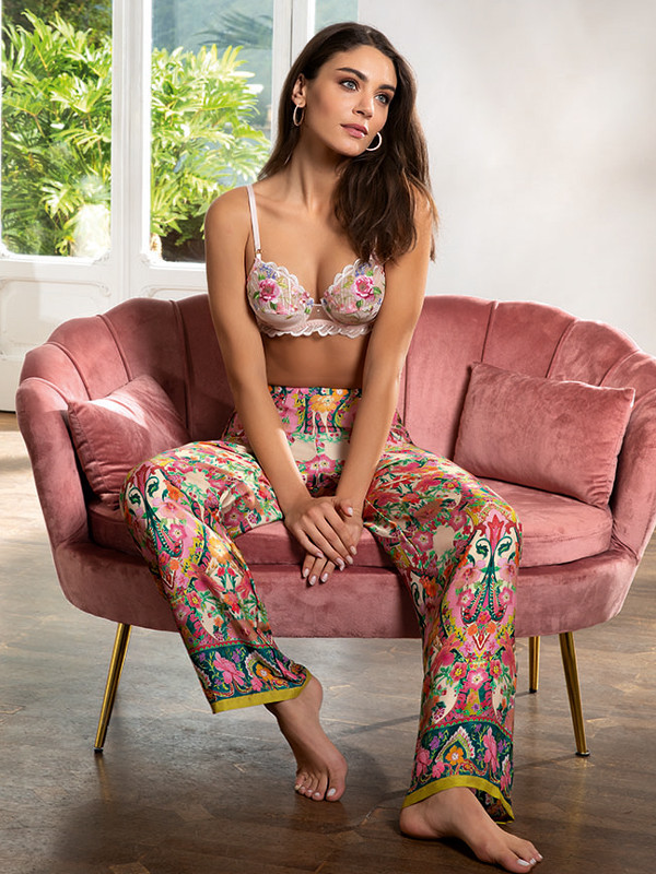 lise charmel Libertine en fleurs Libre Eclosion